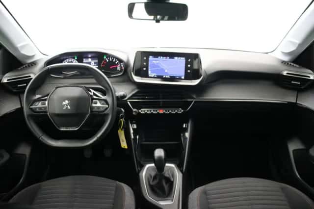 Peugeot 208 (2021) thumbnail 2