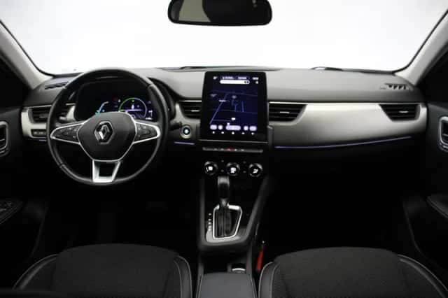 Renault Arkana (2022) thumbnail 2