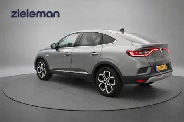 Renault Arkana (2022) thumbnail 3