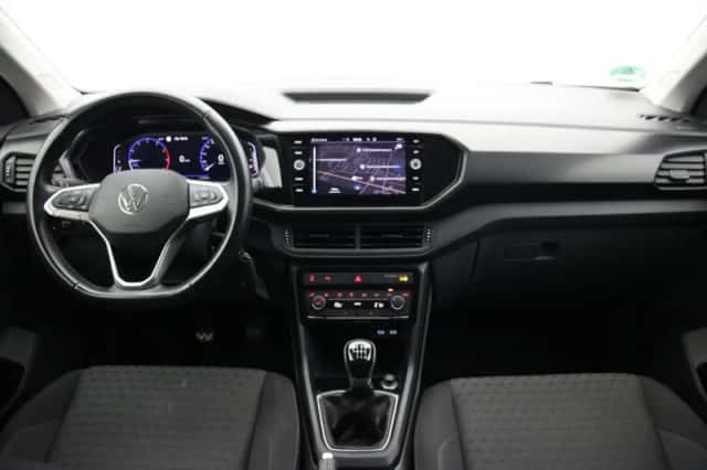 Volkswagen T-Cross (2021) thumbnail 2