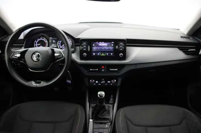 Škoda Kamiq (2022) thumbnail 2