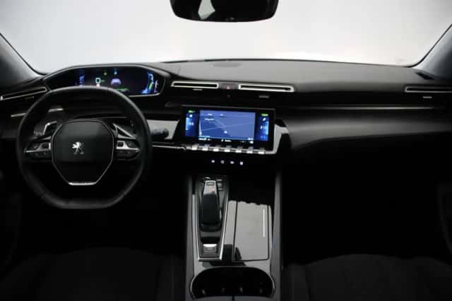 Peugeot 508 (2022) thumbnail 2