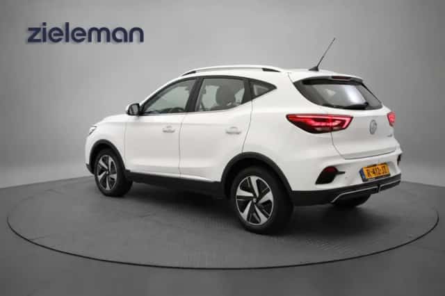 MG ZS (2022) thumbnail 4