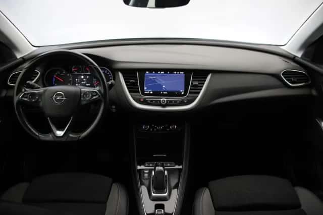 Opel Grandland (2021) thumbnail 2