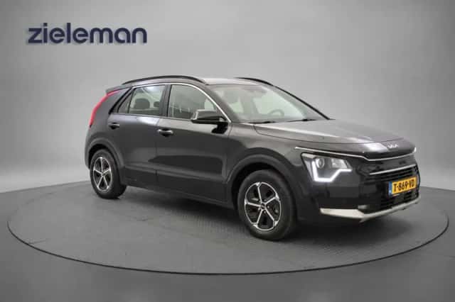 Kia Niro (2023) thumbnail 1