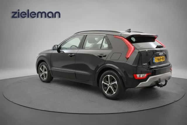 Kia Niro (2023) thumbnail 3