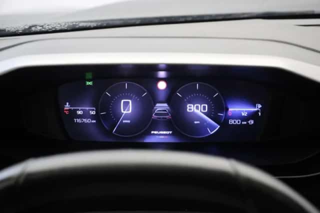 Peugeot 308 (2023) thumbnail 5