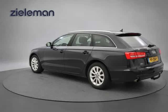 Audi A6 (2012) thumbnail 3
