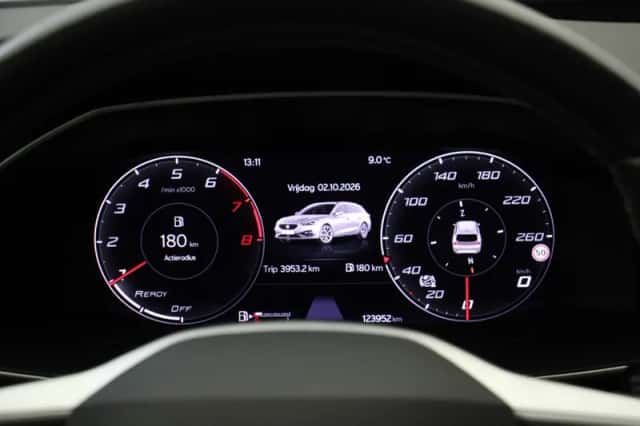 SEAT Leon Sportstourer (2022) thumbnail 5