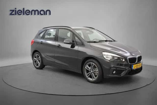 BMW 2-Serie Active Tourer (2018) thumbnail 1