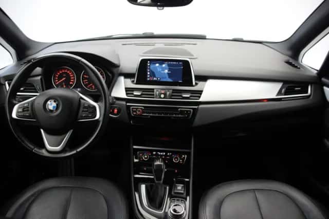 BMW 2-Serie Active Tourer (2018) thumbnail 2