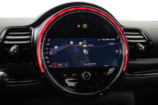 MINI Cooper (2023) thumbnail 6