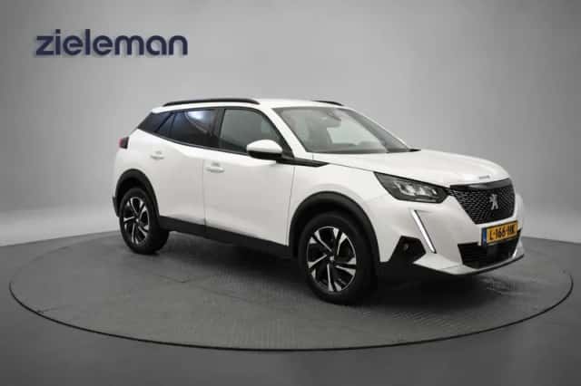 Peugeot 2008 (2021) thumbnail 1