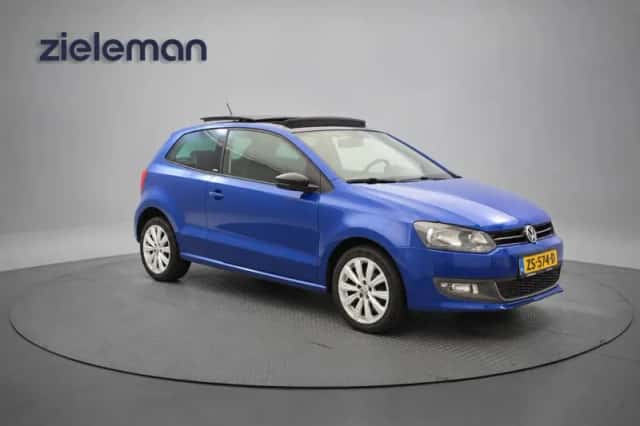 Volkswagen Polo (2011) thumbnail 1