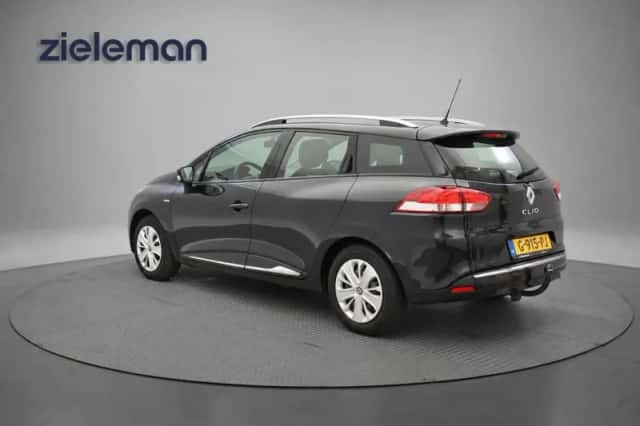 Renault Clio (2018) thumbnail 3