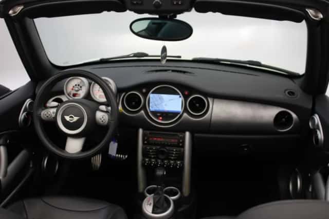 MINI Cooper S (2008) thumbnail 2