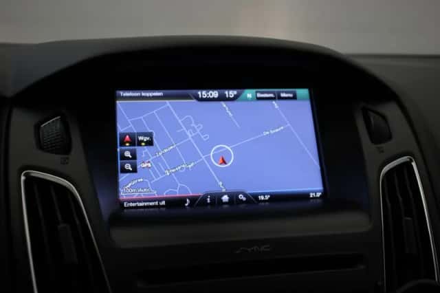 Ford Focus (2015) thumbnail 5