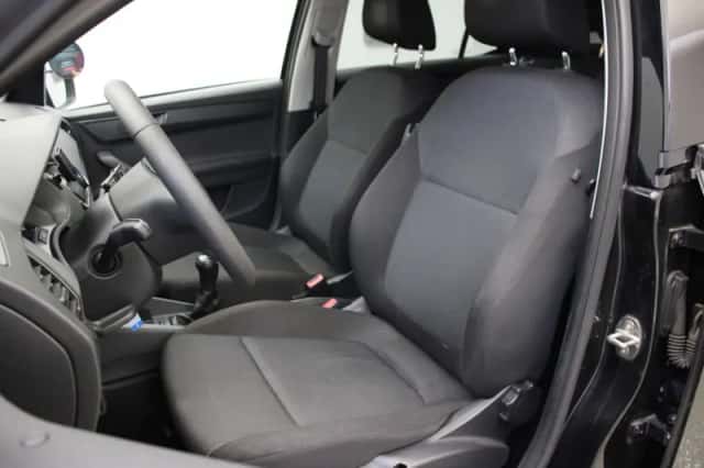 Škoda Fabia (2015) thumbnail 5