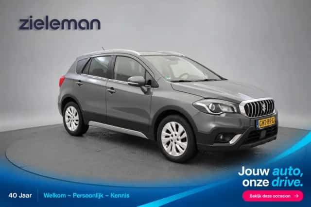 Suzuki S-Cross (2017) thumbnail 1