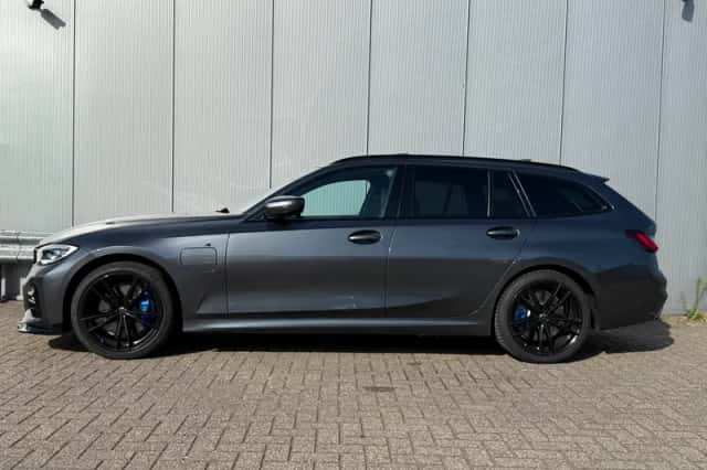 BMW 3-Serie (2022) thumbnail 4