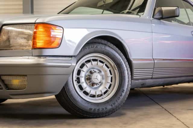 Mercedes-Benz 500-Serie (1982) thumbnail 5