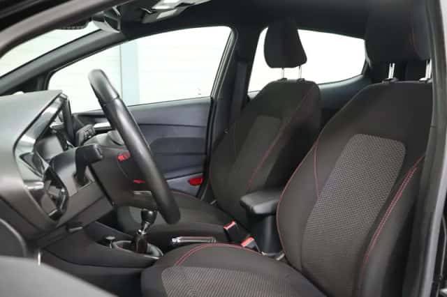 Ford Fiesta (2020) thumbnail 5