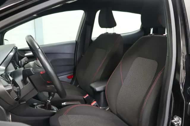 Ford Fiesta (2020) thumbnail 6