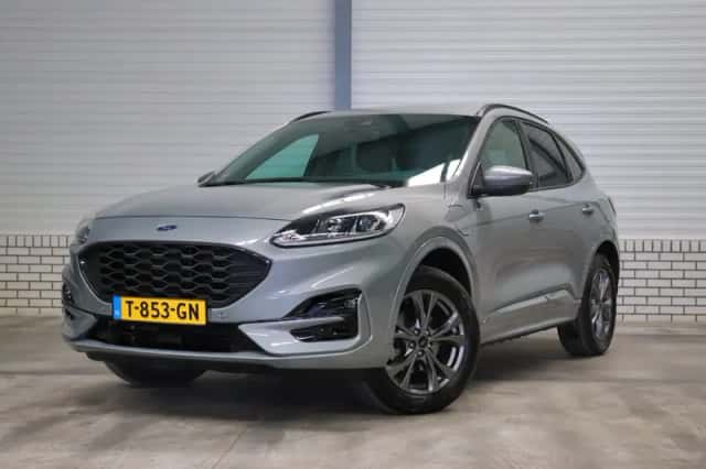 Ford Kuga (2023) thumbnail 1