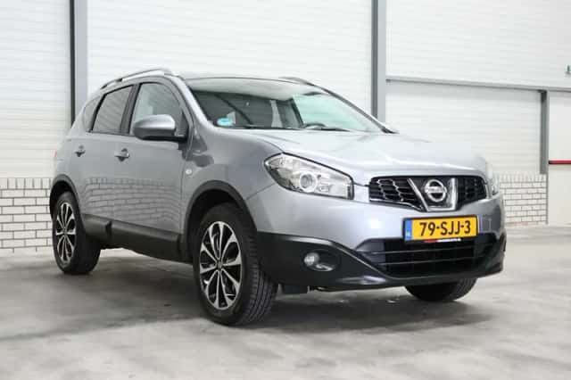 Nissan Qashqai (2011) thumbnail 2