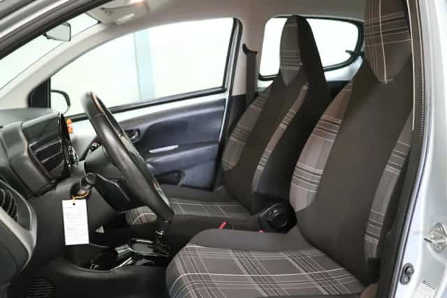 Peugeot 108 (2017) thumbnail 4