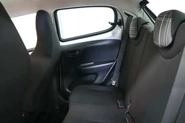 Peugeot 108 (2017) thumbnail 5