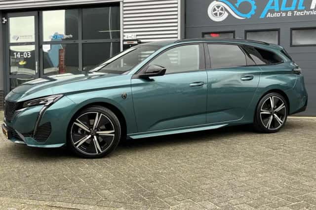 Peugeot 308 (2022) thumbnail 4