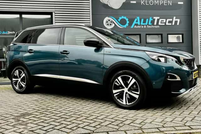 Peugeot 5008 (2018) thumbnail 6