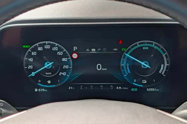 Kia Niro (2023) thumbnail 4