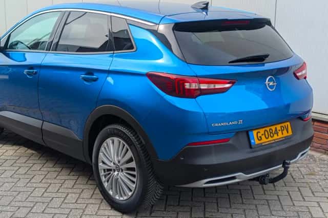 Opel Grandland (2019) thumbnail 5