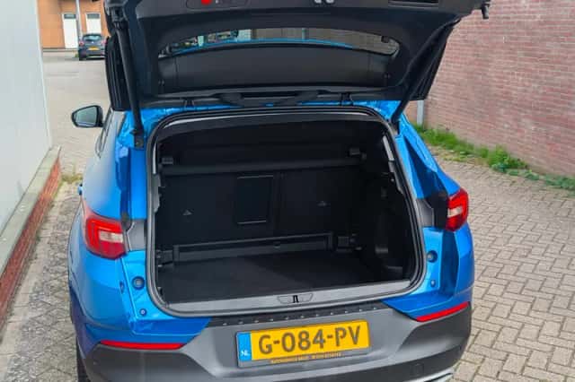 Opel Grandland (2019) thumbnail 6
