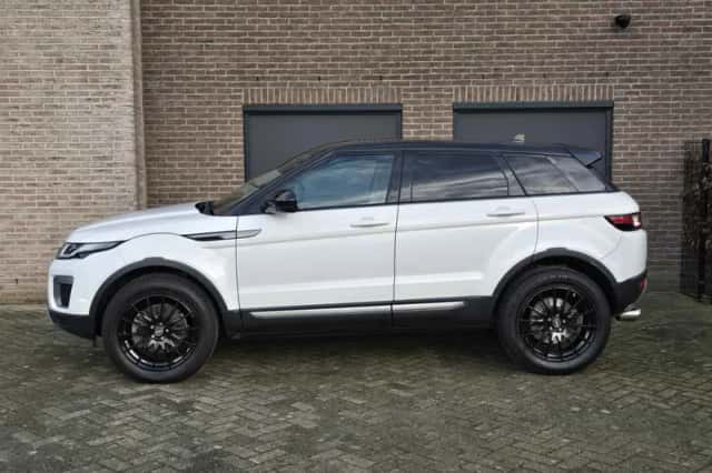 Land Rover Range Rover Evoque (2016) thumbnail 2