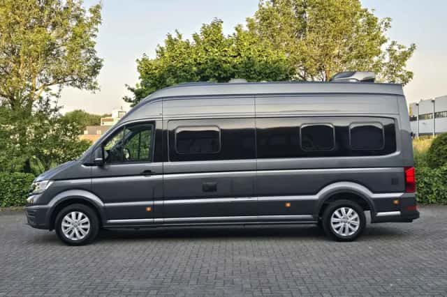 Volkswagen Crafter (2024) thumbnail 2