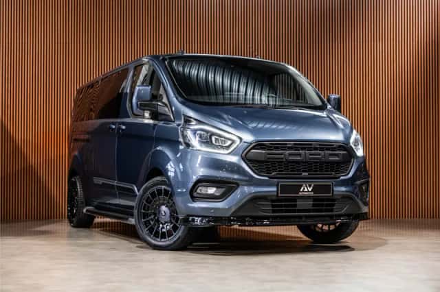 Ford Transit (2021) thumbnail 3