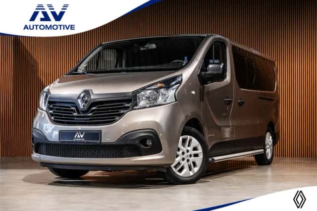 Renault Trafic (2015) thumbnail 1