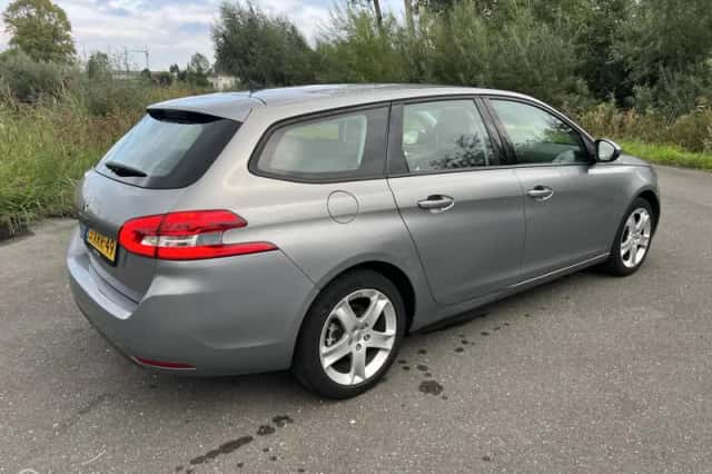 Peugeot 308 (2014) thumbnail 6