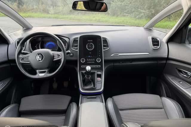 Renault Scénic (2017) thumbnail 5