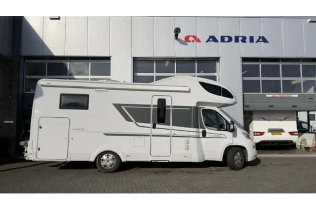 Adria Coral (2025) thumbnail 2