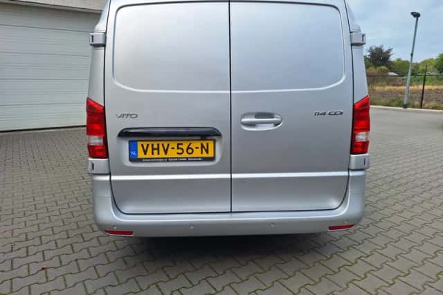 Mercedes-Benz Vito (2021) thumbnail 3