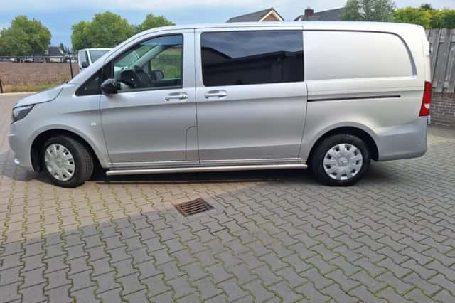 Mercedes-Benz Vito (2021) thumbnail 4