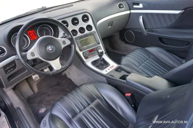 Alfa Romeo Brera (2006) thumbnail 5