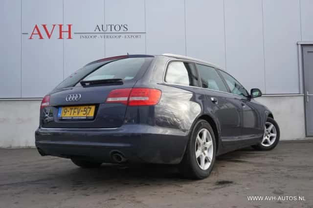 Audi A6 (2011) thumbnail 3