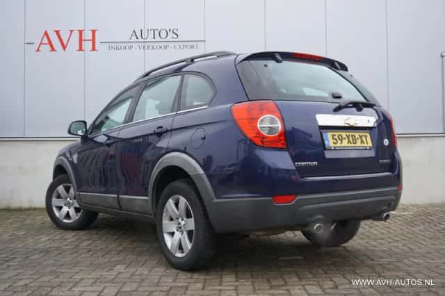 Chevrolet Captiva (2007) thumbnail 4
