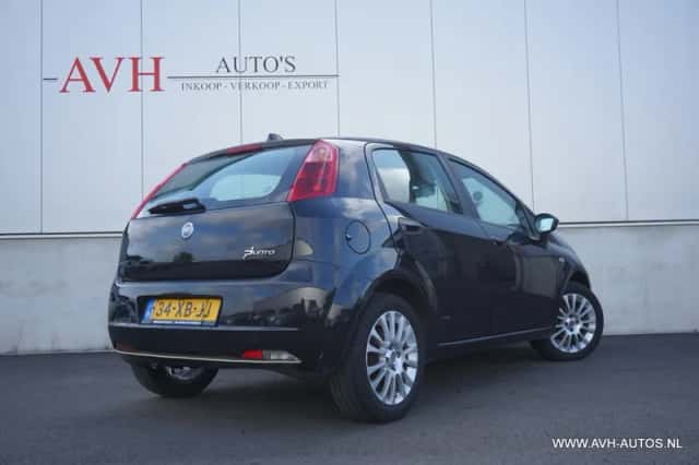 Fiat Grande Punto (2007) thumbnail 3