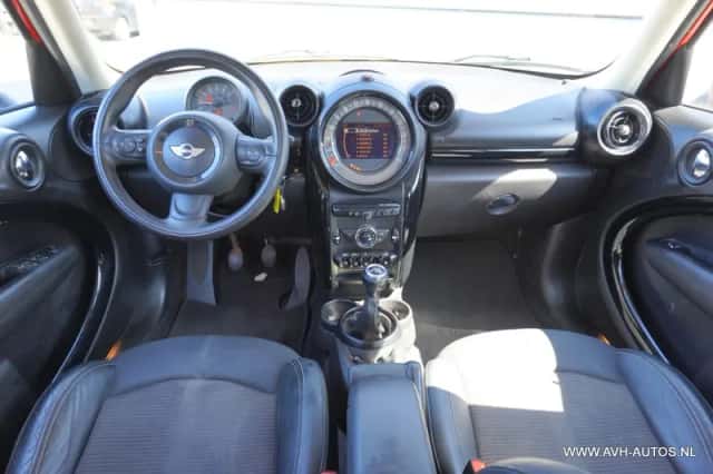 MINI Countryman (2014) thumbnail 5